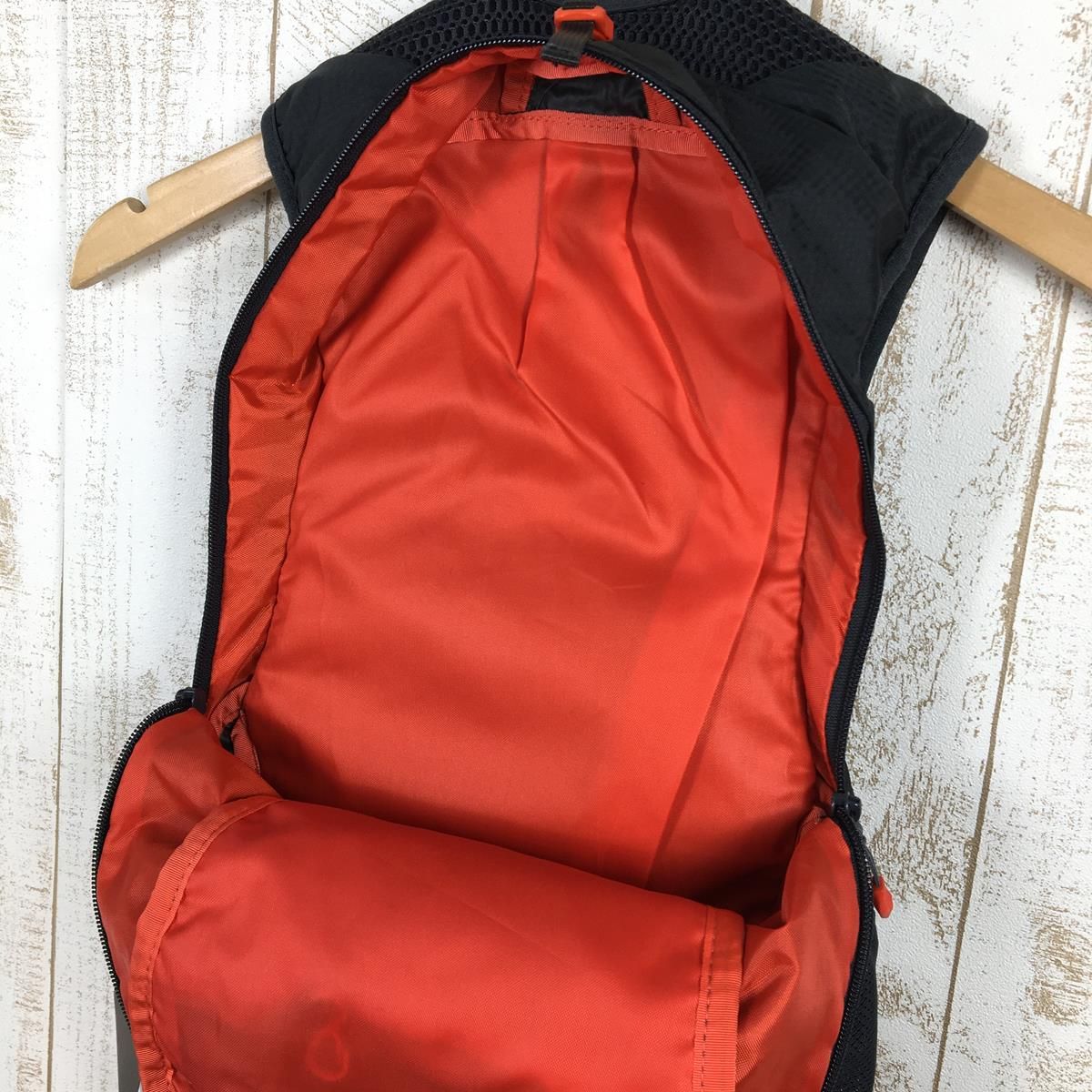 モンテイン トレイルブレイザー 18 Trailblazer 18L バックパック トレイルランニングパック ベストパック MONTANE Charcoal チャコール系