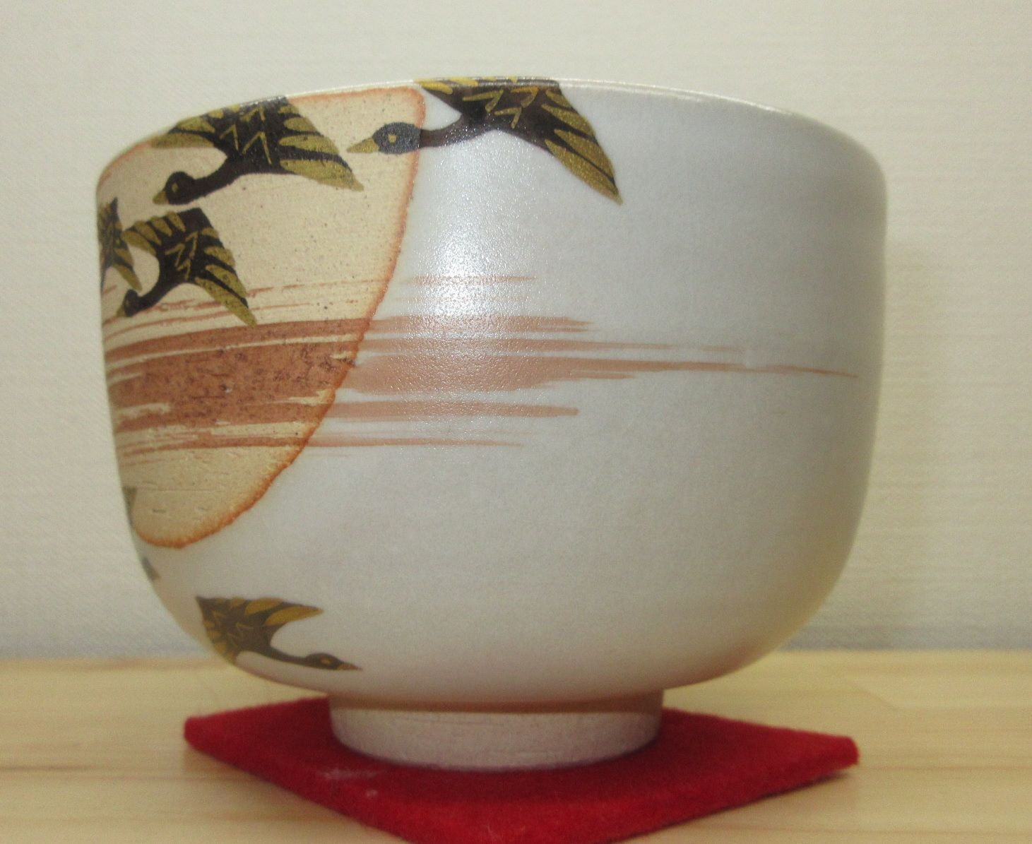 送料込【逢絢亭・新品】茶道具 茶碗 京焼 月に雁の図 中村与平 紙箱入り Amazon | 【逢絢亭】茶道具 茶碗 抹茶碗 抹茶茶碗 平茶碗 京焼