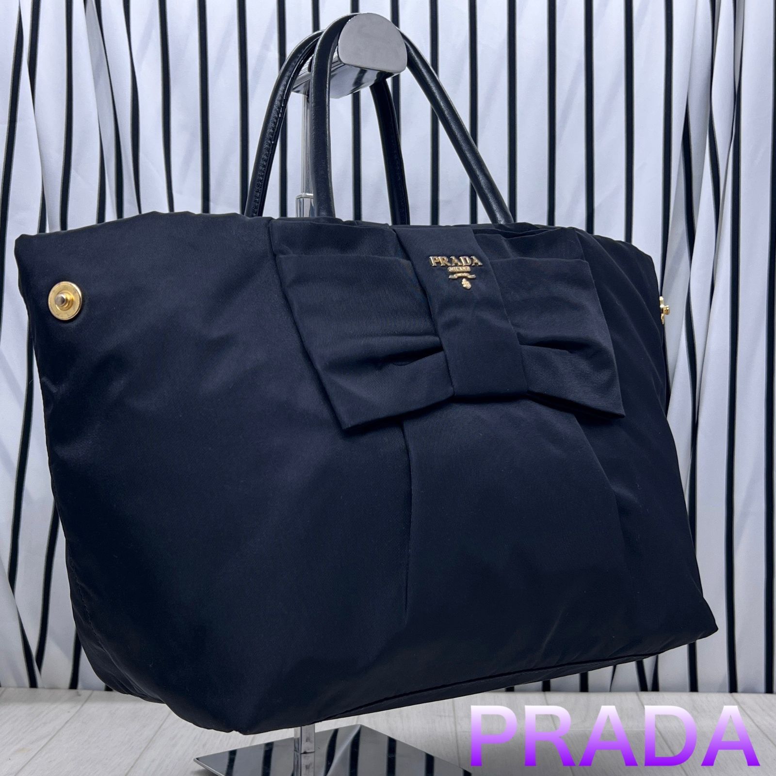 【美品】PRADA×プラダ A4収納可能金色プレートトートバッグ