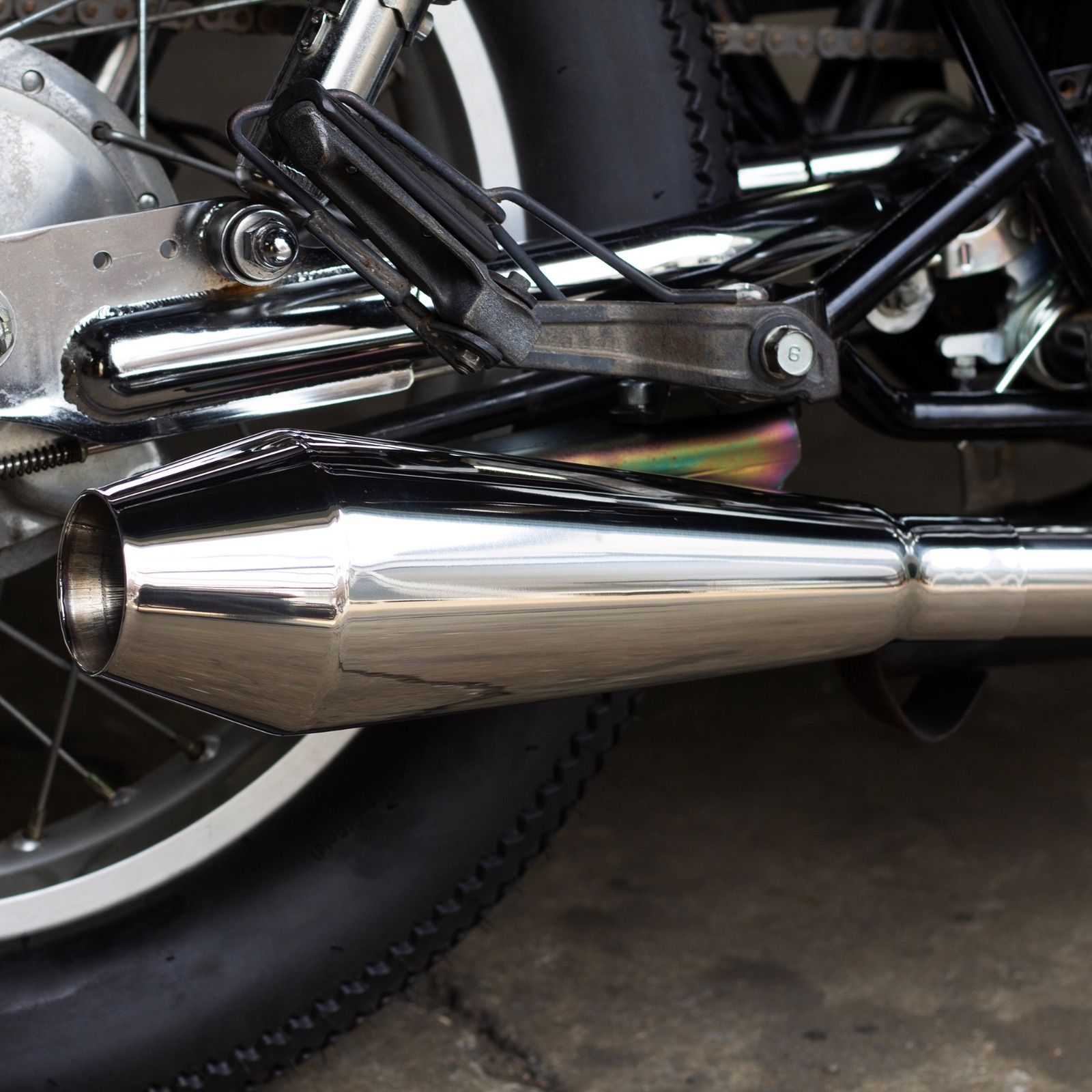 SR400 WM メガホンマフラー スリップオン（JMCA対応） Amazon | ヤマハ SR400(FI) スリップオン ステンレスメガホンマフラー