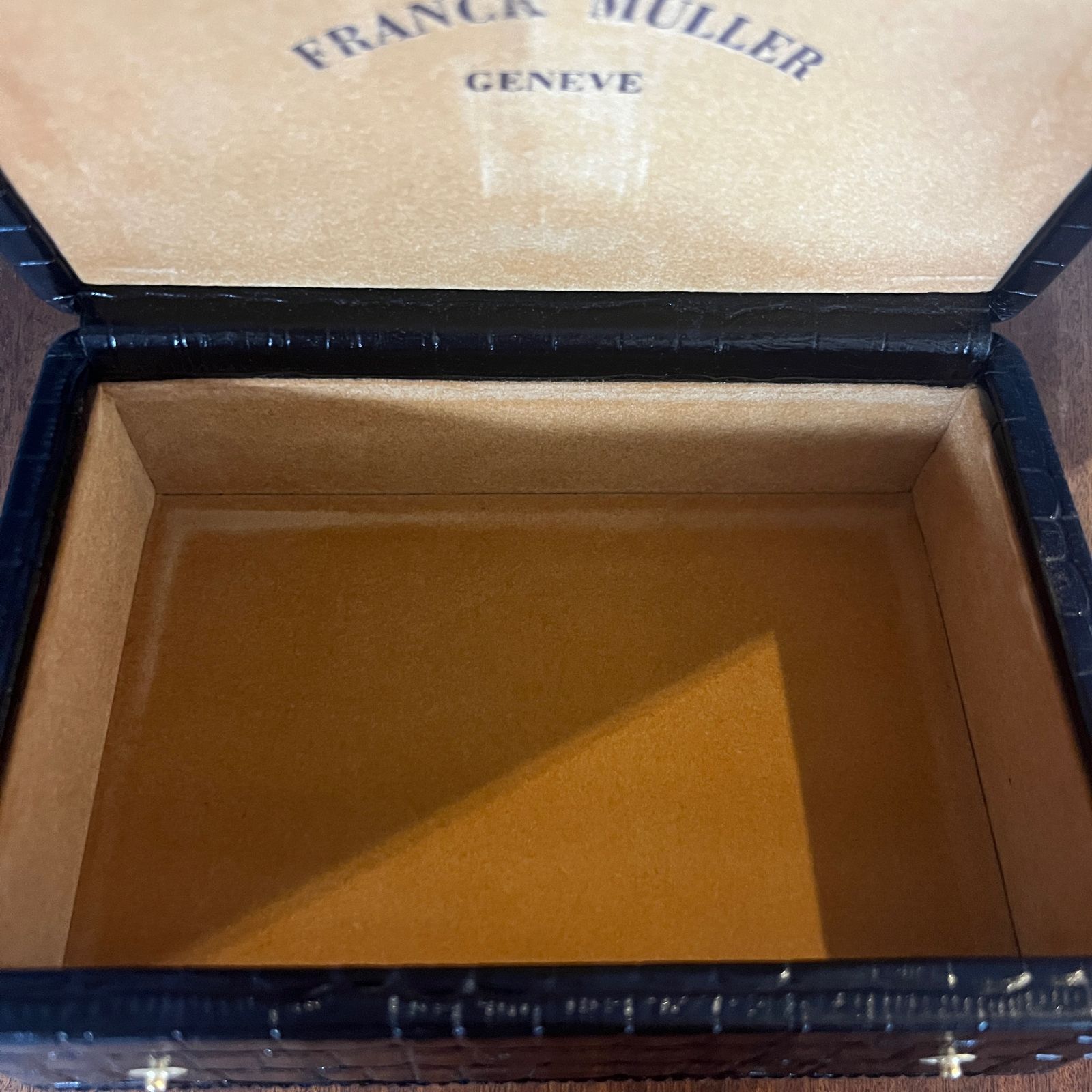 FRANCK MULLER レザー ボックス 保証書付き FRANCK MULLER フランクミュラー トノーカーベックス 2852SC 赤