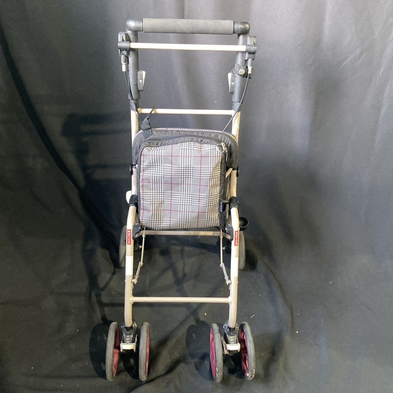 Richell リッチェル シルバーカー アルキュートUL 管理番号 OKU8955|C4-160