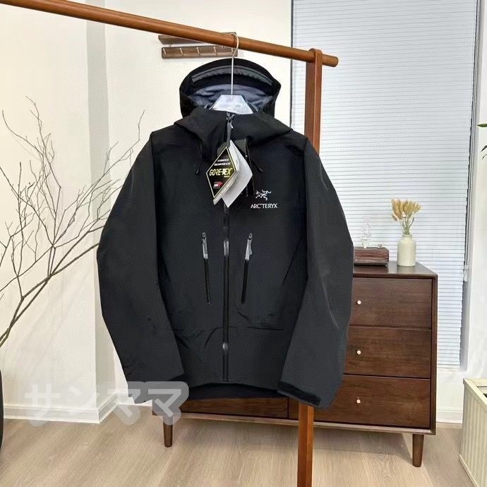 ARC'TERYX（アークテリクス） ALPHA SV7 JACKET MENS（アルファSVジャケット）ブラック