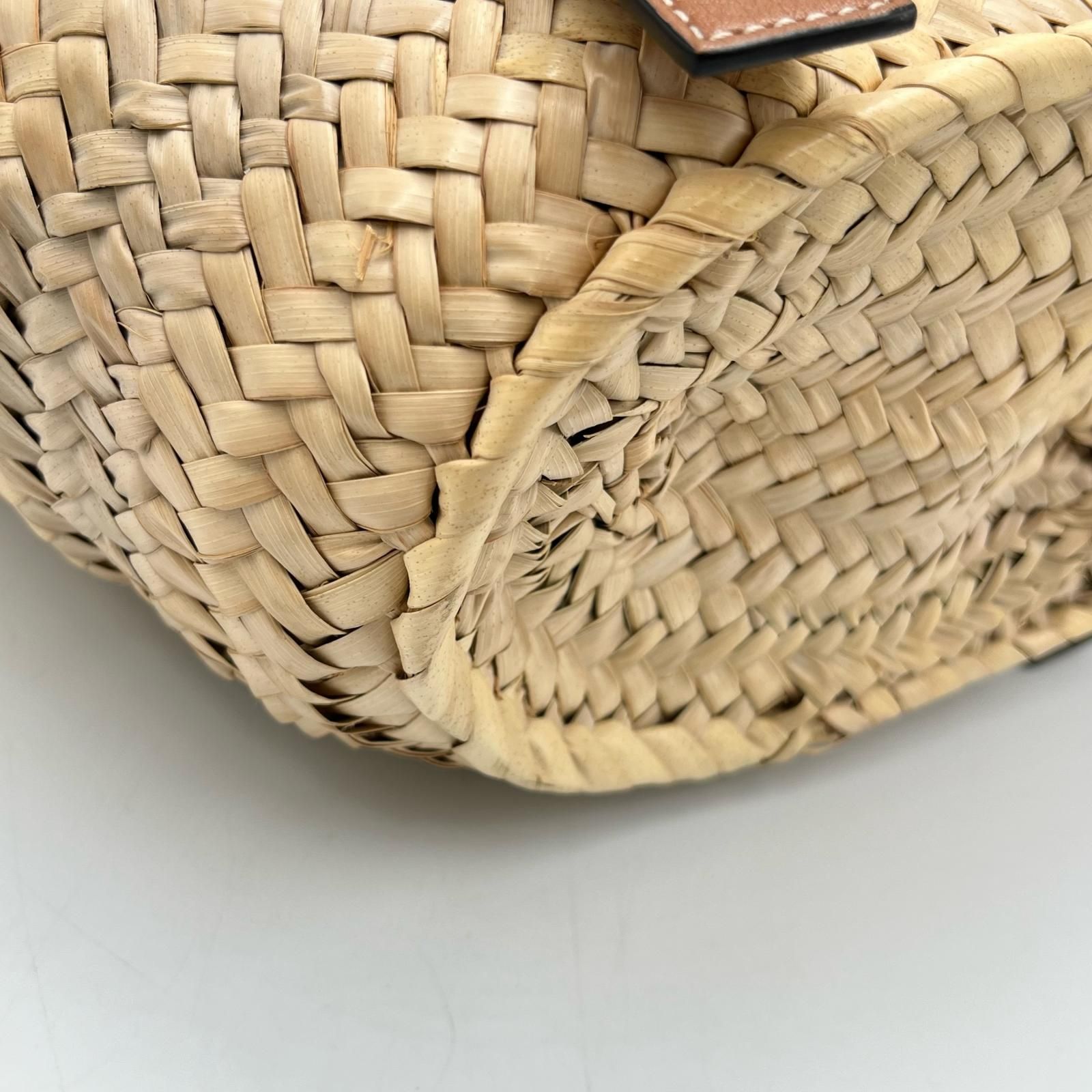 ロエベ LOEWE バスケット　かごバッグ 大　スマイリー ラフィア レザー ロエベ LOEWE バスケットかごバッグ 大スマイリー ラフィア レザー