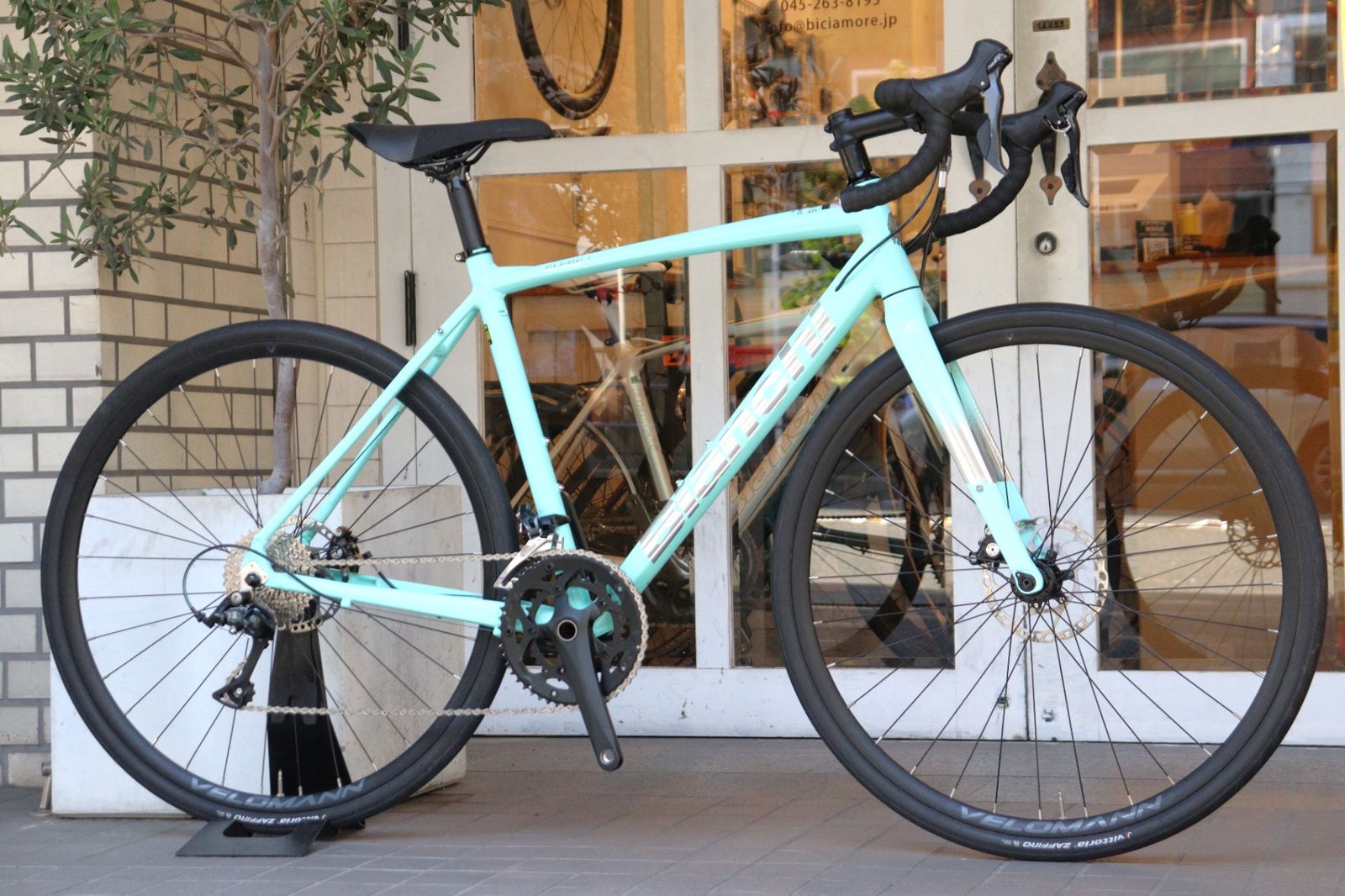 ビアンキ Bianchi ヴィア ニローネ Via NIRONE 7 DISC 55サイズ シマノ ソラ R3000 MIX 9S アルミ ロードバイク 横浜店