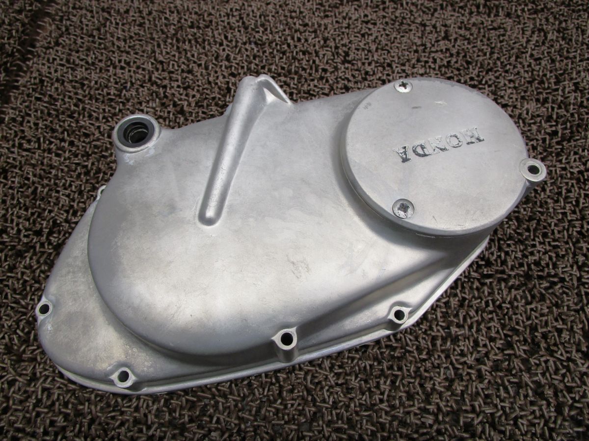 クラッチカバー