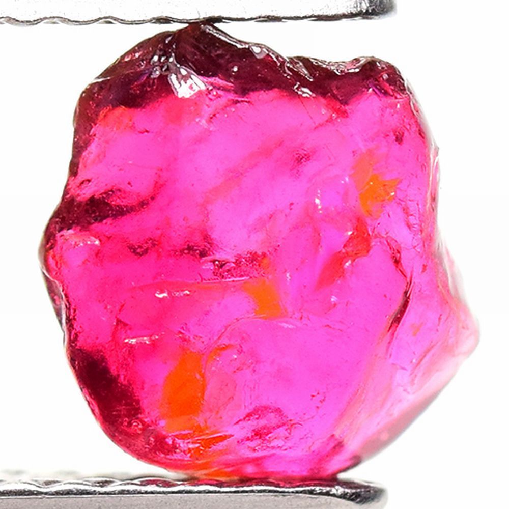 世界の原石:スピネル 1.25ct:5688】非加熱 マダガスカル産 尖晶石 Natural Spinel Rough 鉱物 宝石 標本  jewelry Madagascar - メルカリ