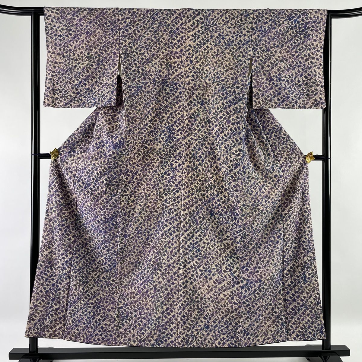 小紋 美品 名品 紬地 幾何学模様 絞り 紫 袷 身丈156cm 裄丈62.5cm S