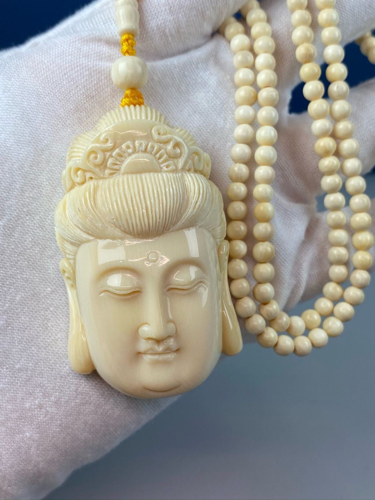 天然マンモス牙美しい手作り彫刻 観音仏首 ペンダント