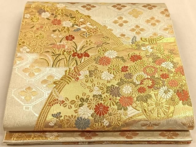 11月末最終値下げ ！！プレス加工済 正絹 礼装袋帯 銀糸 六通織 正倉院華文 新入荷！！プレス加工済 正絹 礼装用袋帯 銀糸 六通織 正倉院菱大華