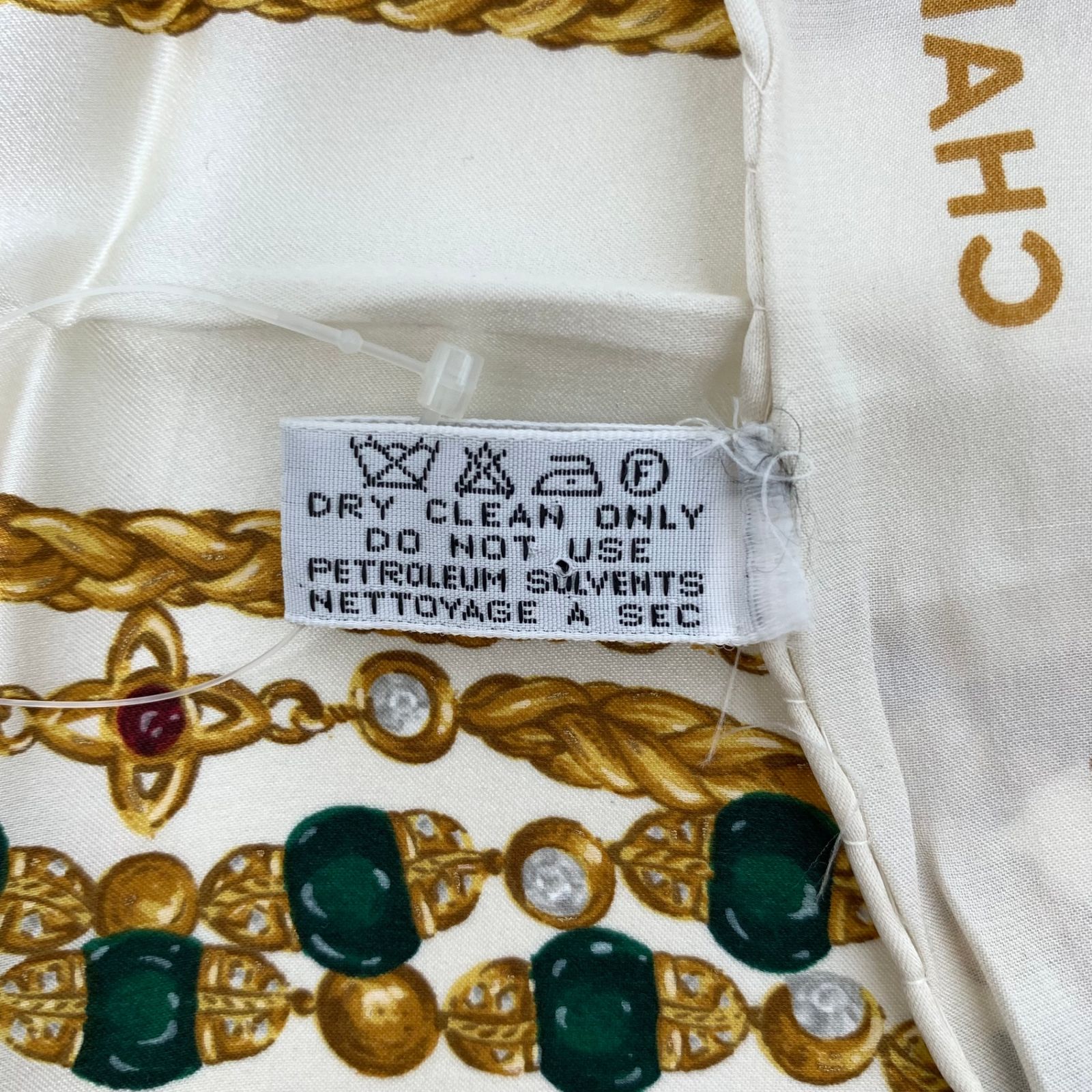 極美品 CHANEL シャネル シルクスカーフ 大判 グリポア