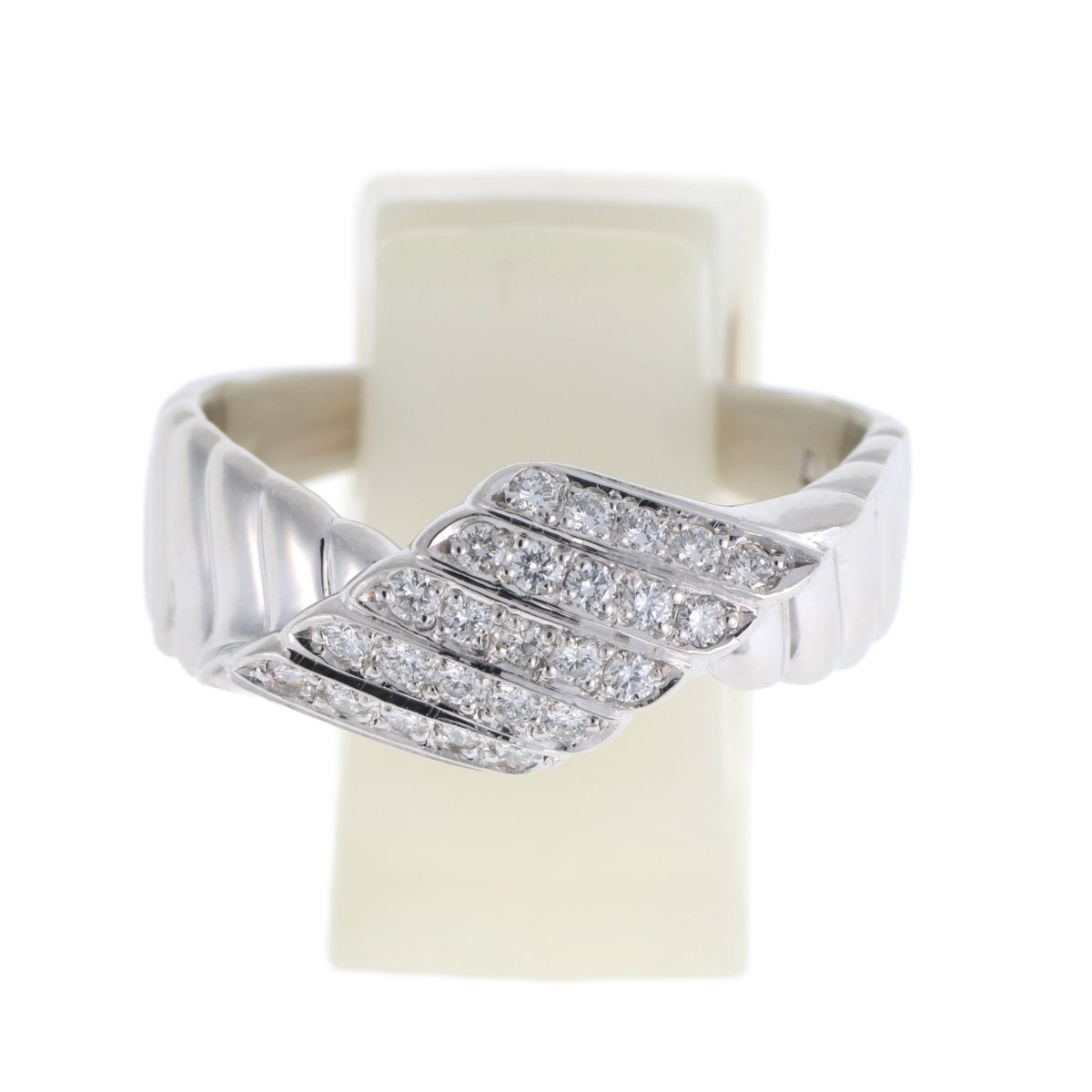 ポーラ⁄POLA リング Pt900 ダイヤモンド0.25ct. ＃14.5中古 A