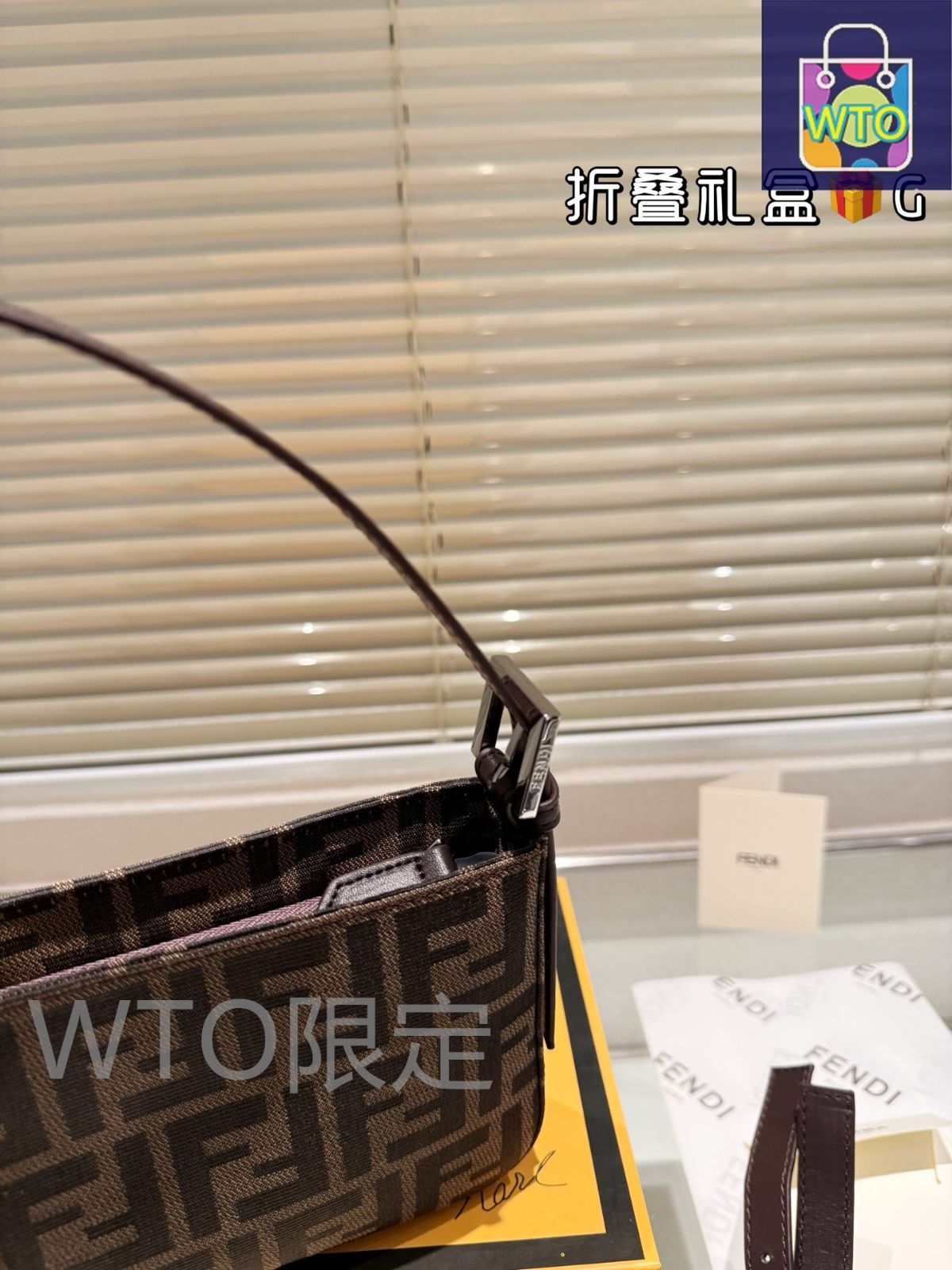 今日特価】Vintage Fendi Monogram Armpit Mahjong Bag 中古