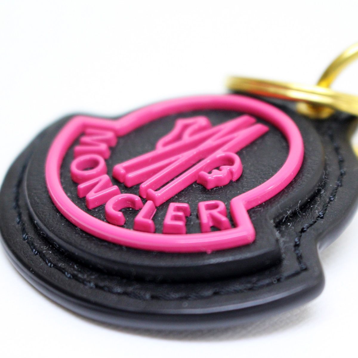 9 MONCLER モンクレール 6F00006 M2181 ブラック×ピンク