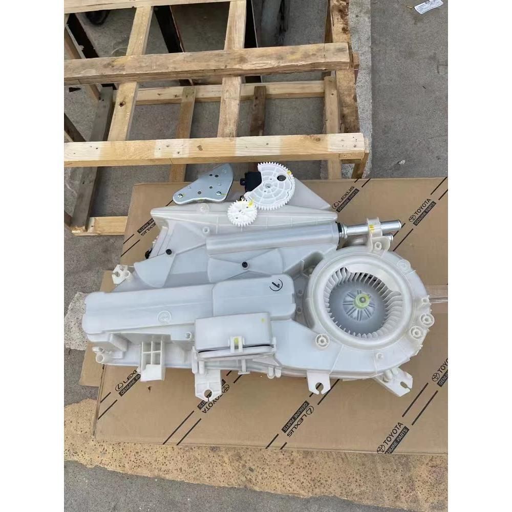 新品] 鉄扇 風林火山金色文字入り 収納ケース付き 新品] 鉄扇 風林火山