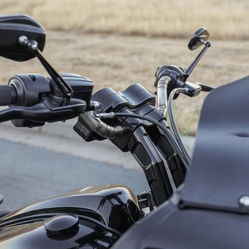 キックバック ライザー