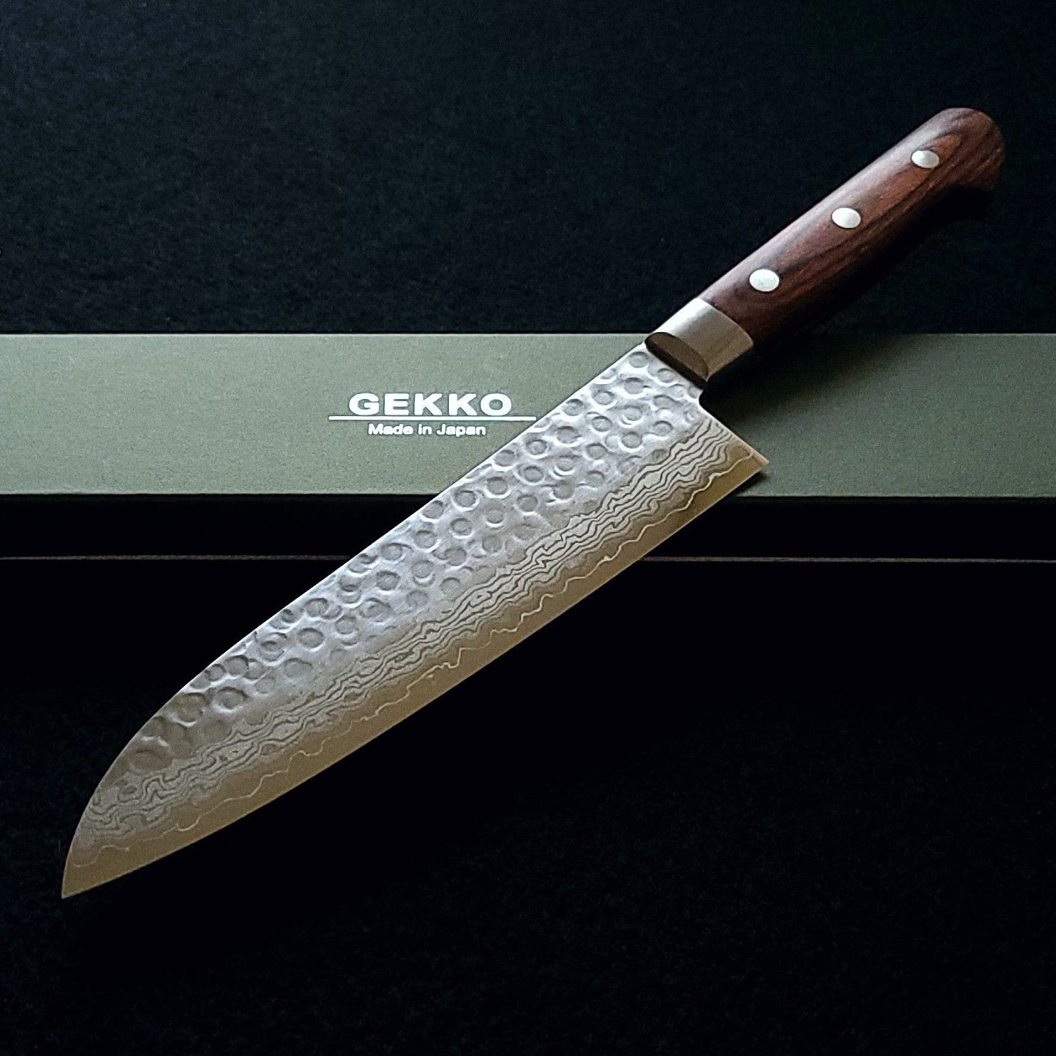 S*T様 VG10 ダマスカス 三徳包丁185mm 茶柄 G1706E 月光作 VG10 ダマスカス 三徳包丁185mm 茶柄 G1706E 月光作 - メルカリ
