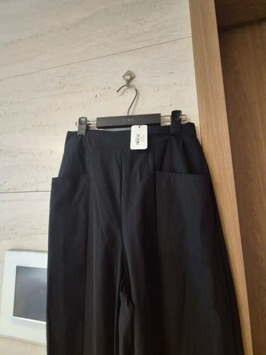 新品タグ MHL. ワイドパンツ SOFT DENSE COTTON 黒 M 2 楽天市場