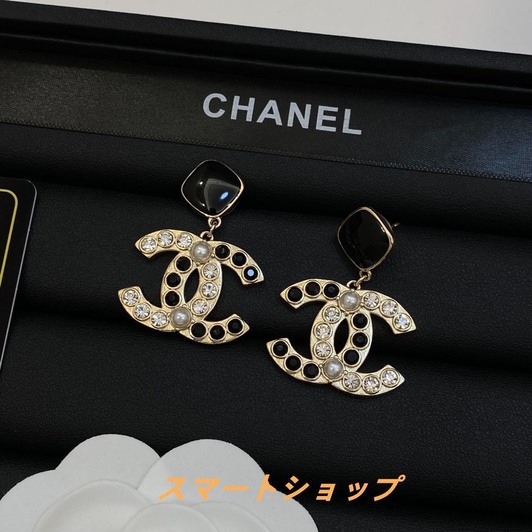 CHANEL】シャネル 新品 シグネチャー CCロゴ ピアス 時代を超越するエレガンス R5269 - メルカリ