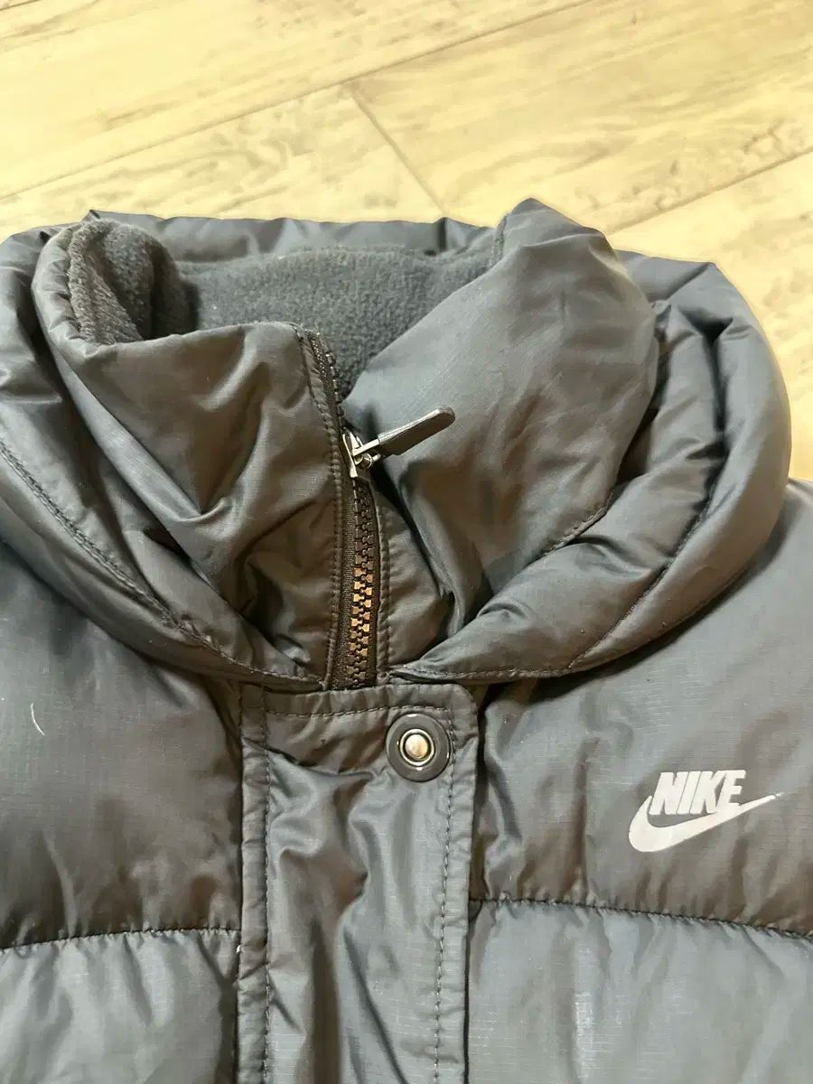  NIKE ナイキ グース ダウン ベスト ミディアム きついです ベスト ジレ ベスト ジレ ビスチェ