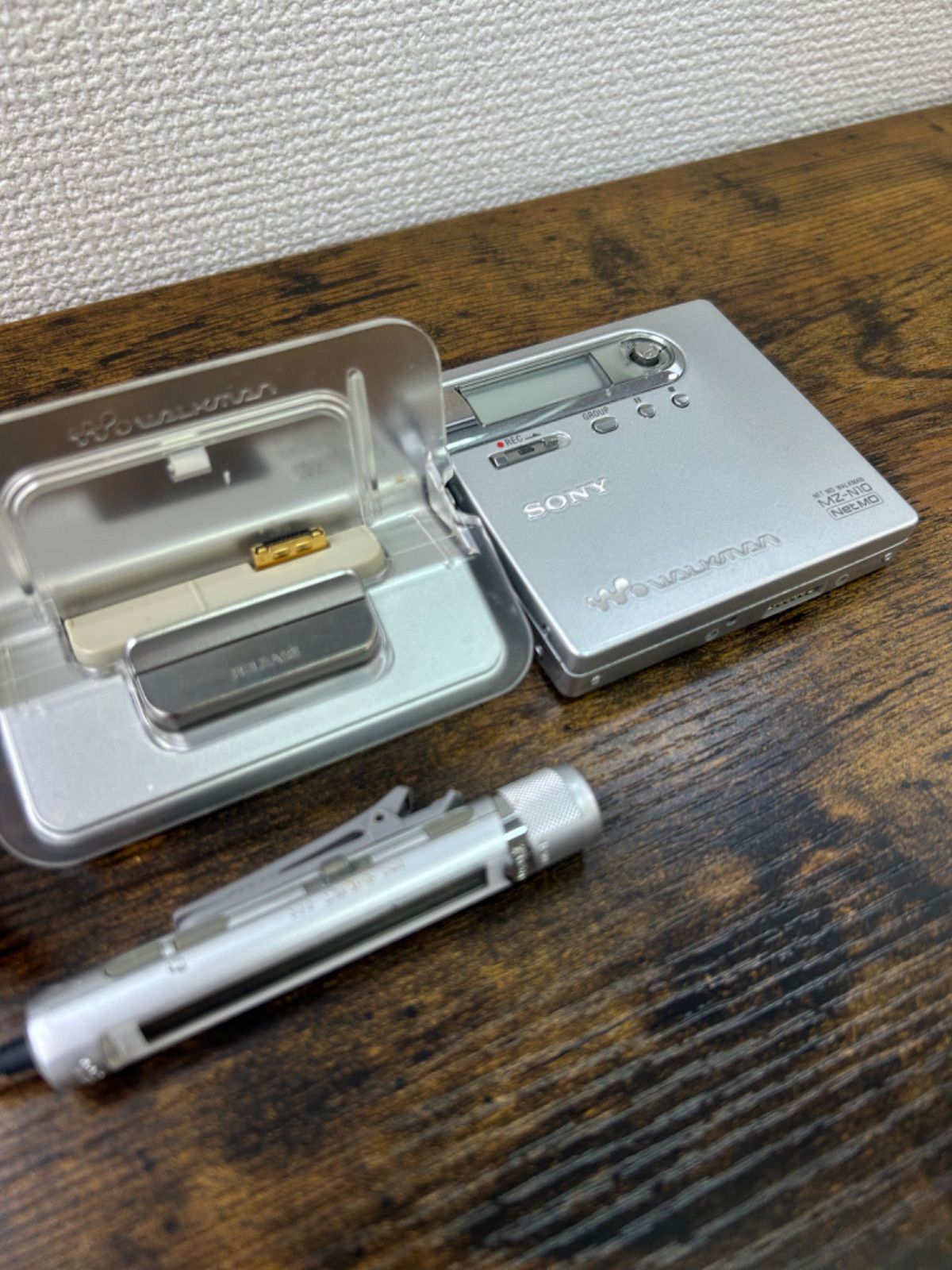 動作未