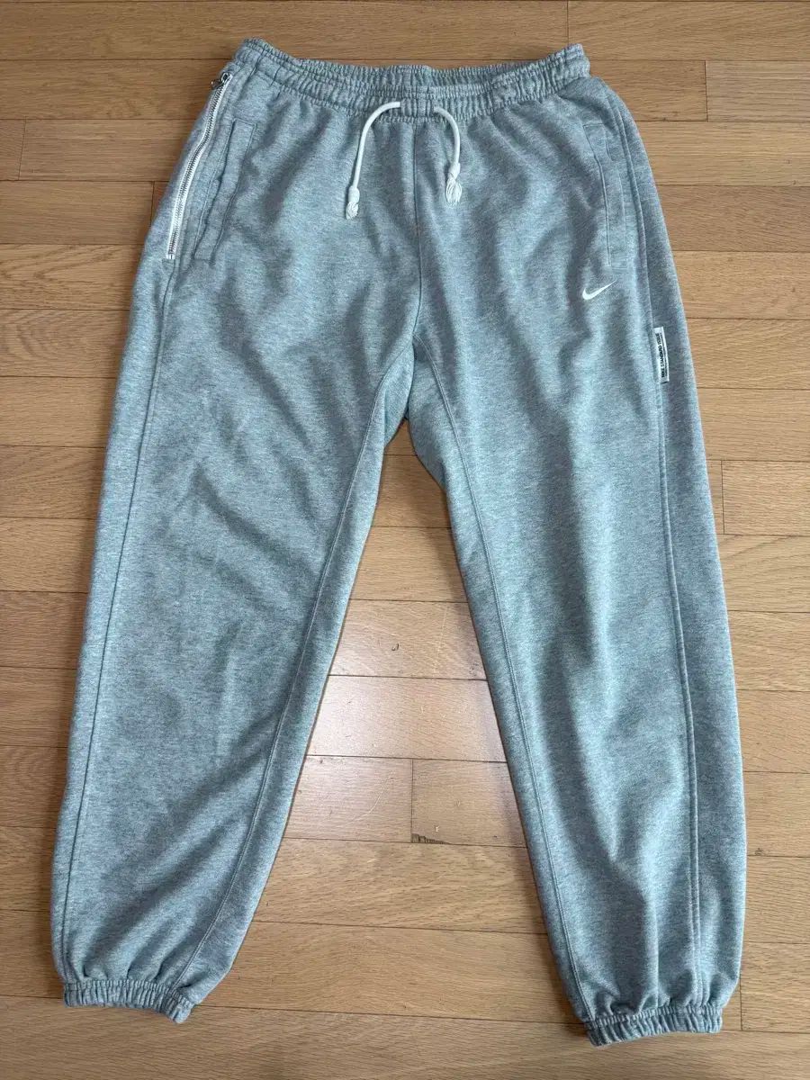 L Nike ナイキ ドライフィット スタンダード 課題 ジョガー パンツ グレー
