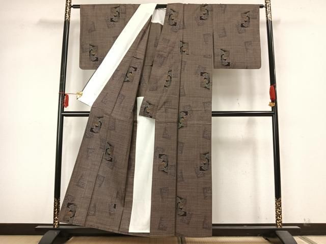 平和屋着物▽本場大島紬　単衣　7マルキ　色紙地紙文　正絹　逸品　AABA7475fy 平和屋着物▽本場大島紬 単衣 7マルキ 色紙地紙文 正絹 逸品