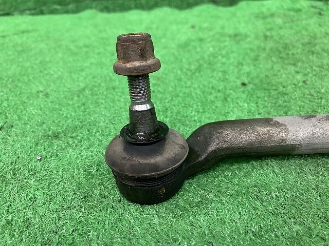 ステアリングギアボックス