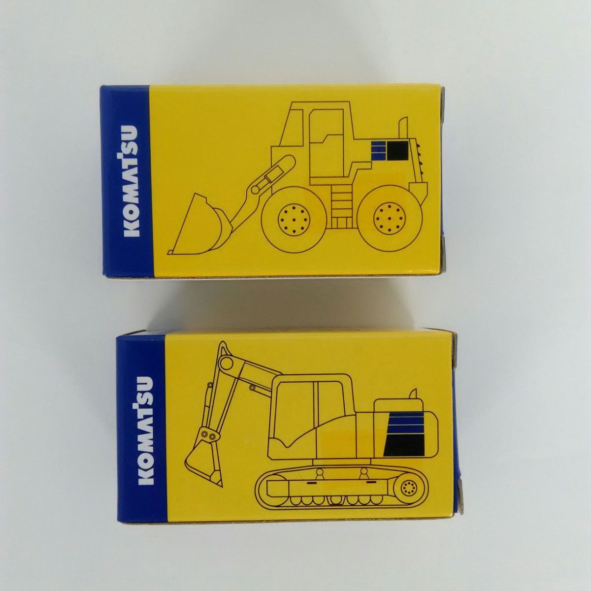 専用出品　　CAT 、コマツ　2セット 非売品]KOMATSU コマツ プルバックカー 2点セット - メルカリ
