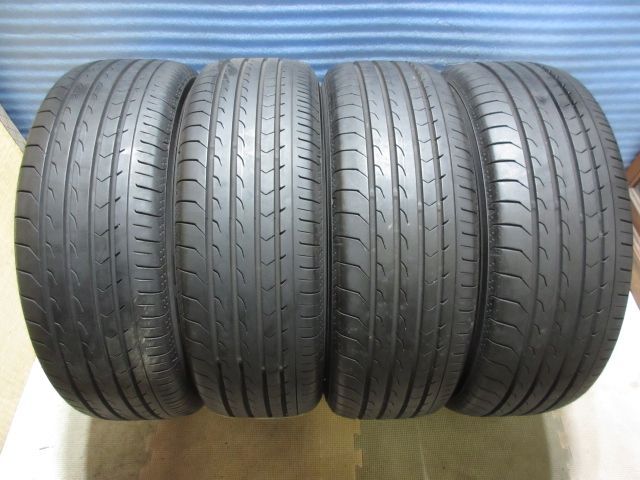 205/60R16 92H　ヨコハマ BluEarth RV03　９分山　4本セット　205/60/16