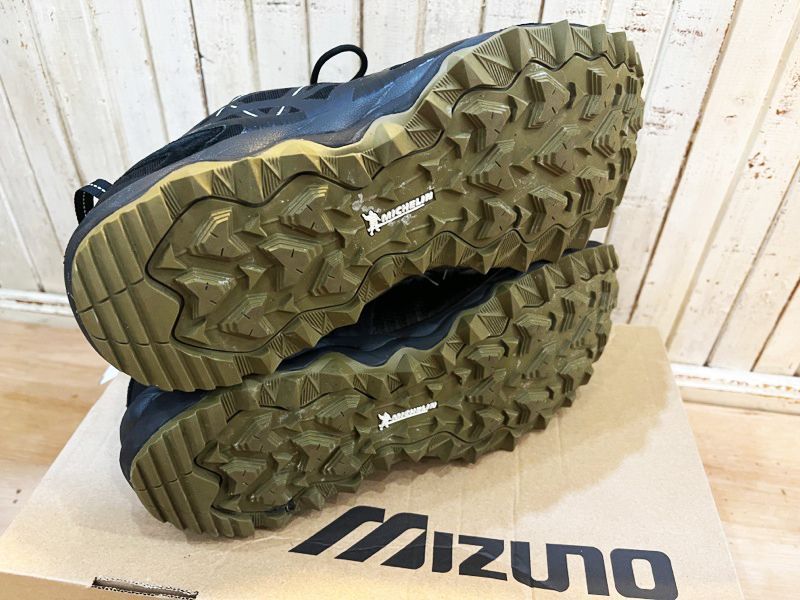 着用数回程度 良品 MIZUNO/ミズノ WAVE MUJIN TL GTX ウェーブムジン