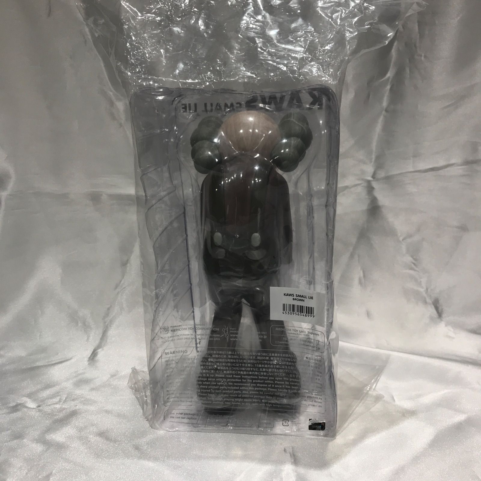 M1】KAWS フィギュア