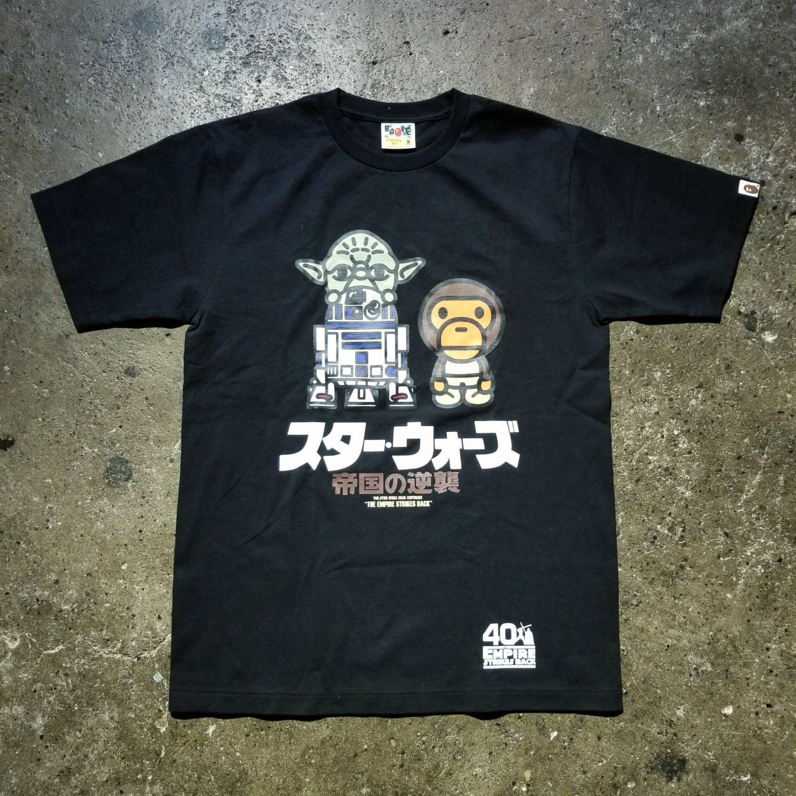 A BATHING APE STAR WARS 帝国の逆襲 Tシャツ A BATHING APE × STAR WARS 帝国の逆襲公開40周年記念