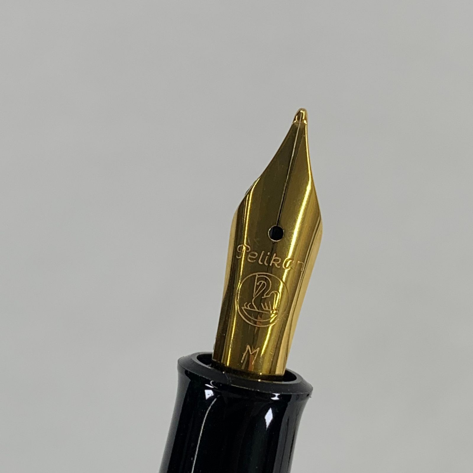 Pelikan ペリカン万年筆 クラシック M200 マーブルグリーン