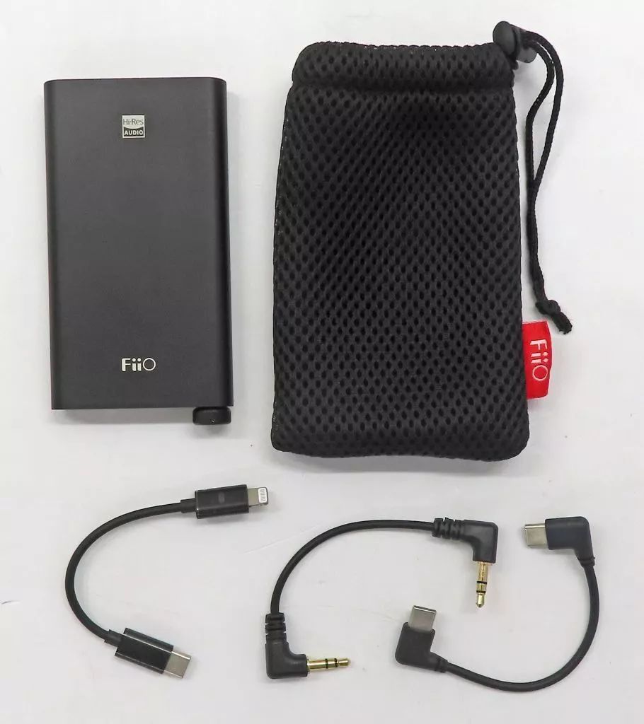 中古】オーディオプレイヤー・コンポ FiiO ポータブルヘッドホン