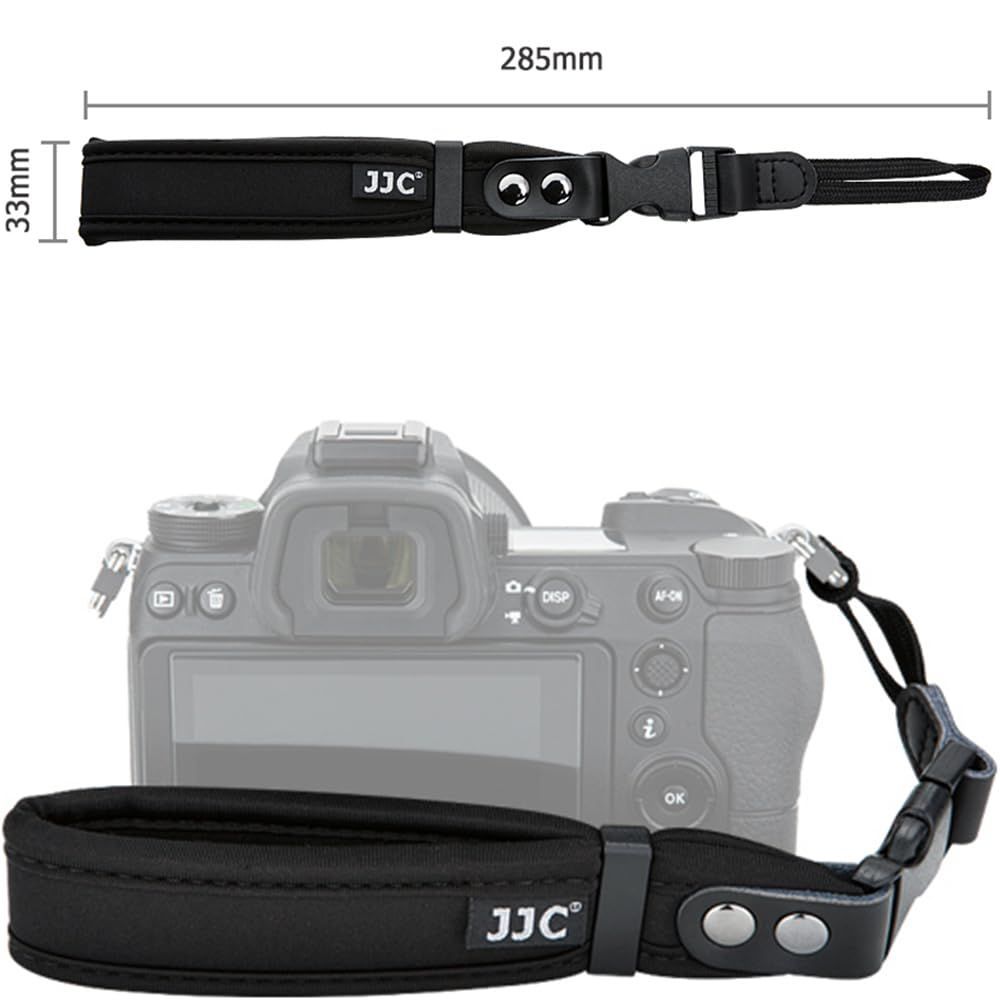 Nikon D600 ボディ ストラップ ブラックボディのニコンZ fにはレモンイエローのNikonロゴ入りの