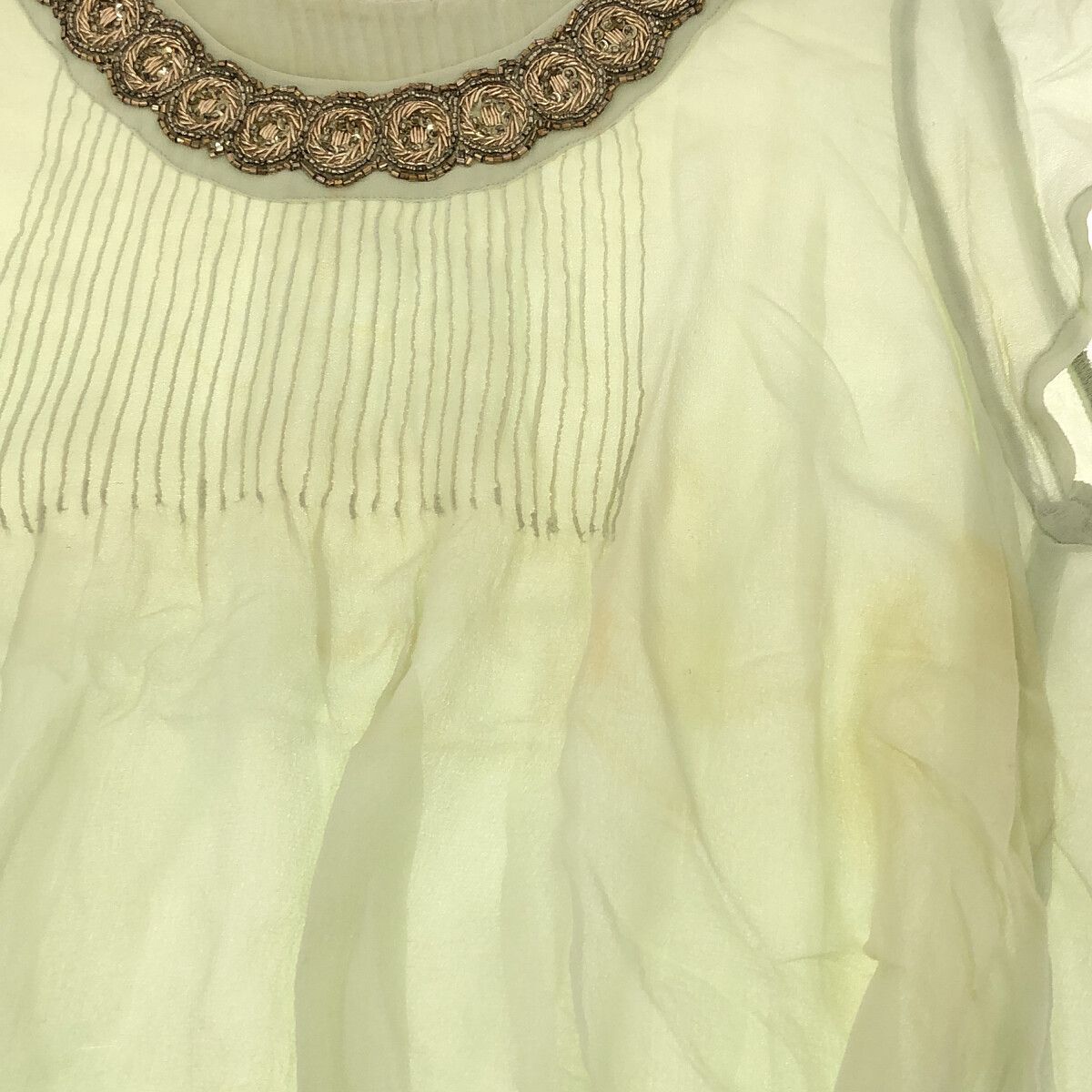 ティアラ(shops出品可能) sankyo shokai かぶせ長財布 レディース オーストリッチ