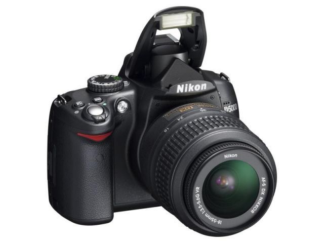Nikon デジタル一眼レフカメラ D5000 レンズキット D5000LK