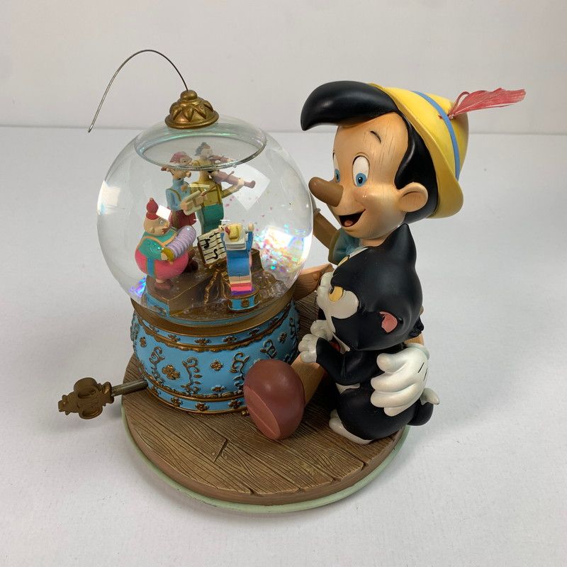 中古品】 ディズニー ピノキオ スノードーム スノーグローブ
