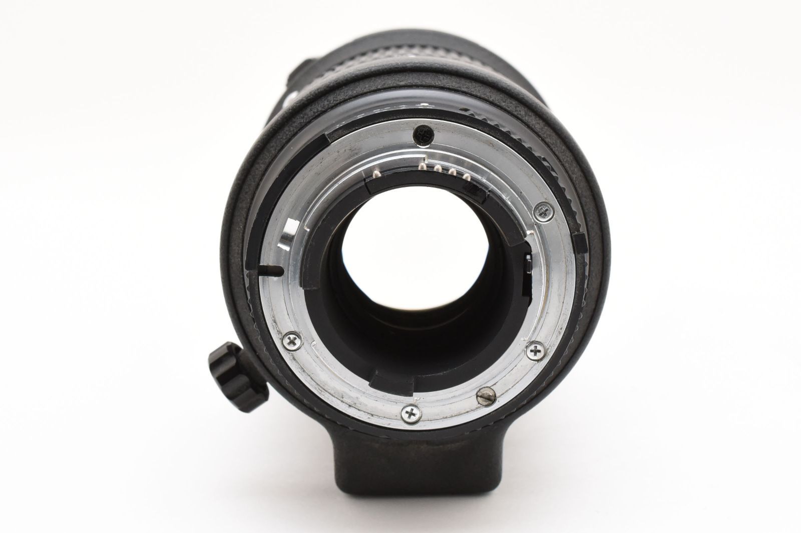 F2.8 D