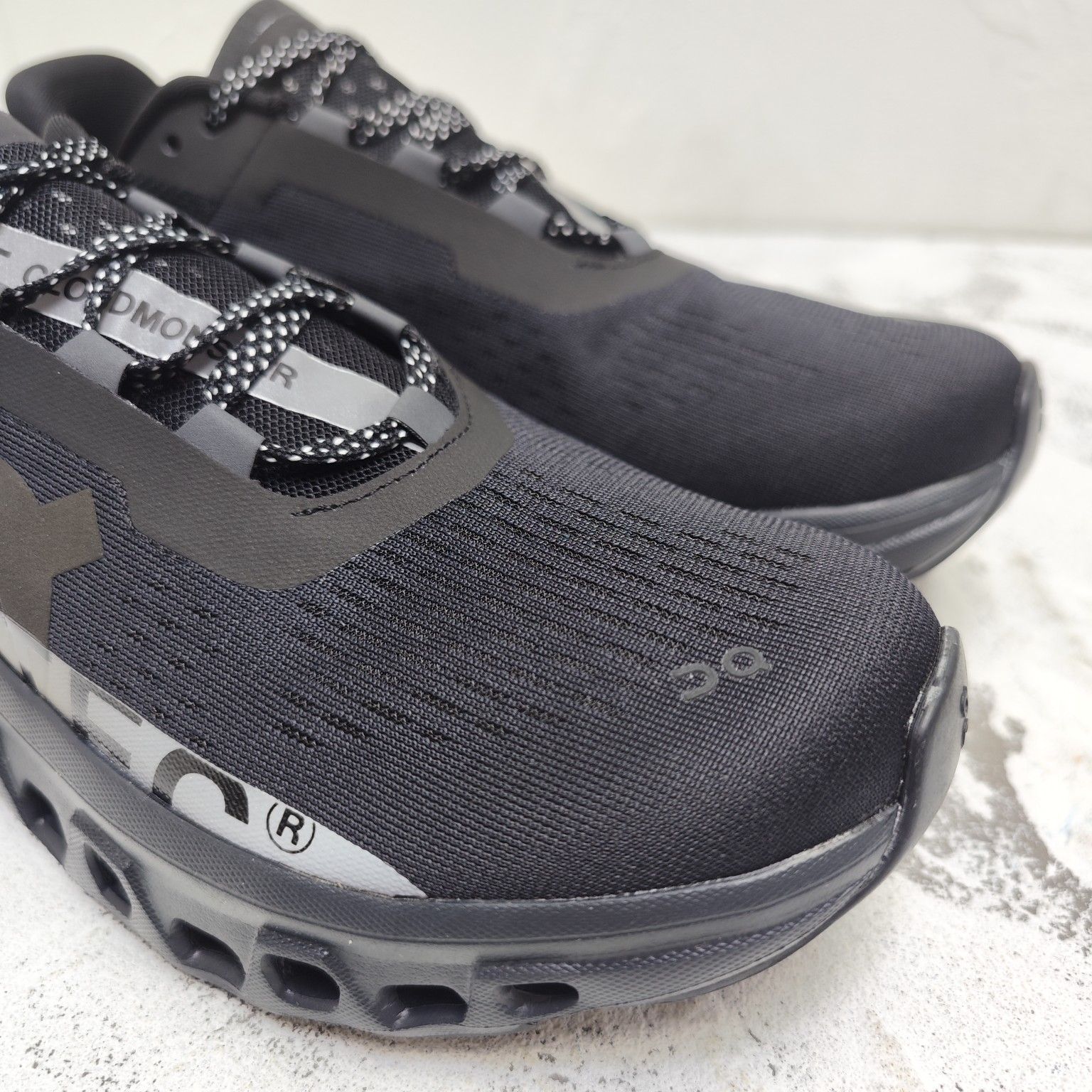 On Cloudmonster ブラック トレーニングシューズ23センチ メンズ Cloudmonster Hyper | ブラック | On 日本