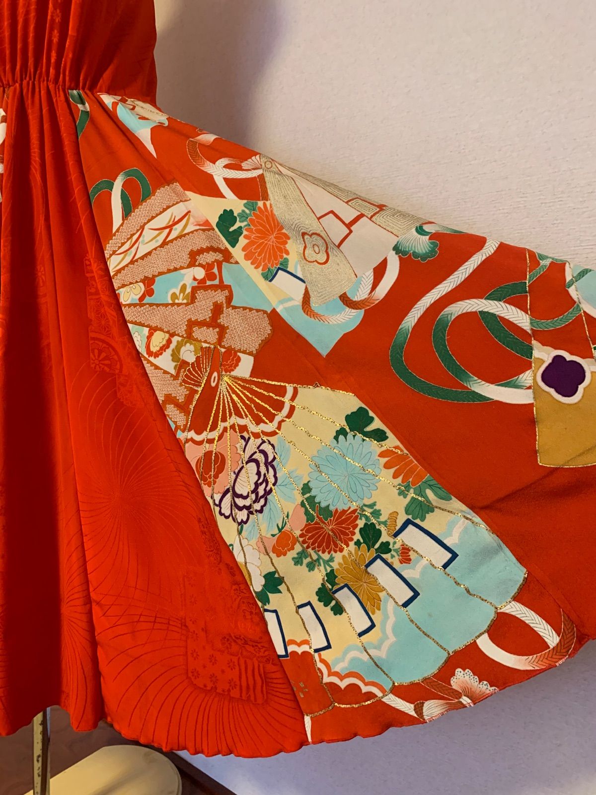 着物リメイク 紅絹と振袖のワンピース M〜Lサイズ 未使用 昭和初期 長襦袢