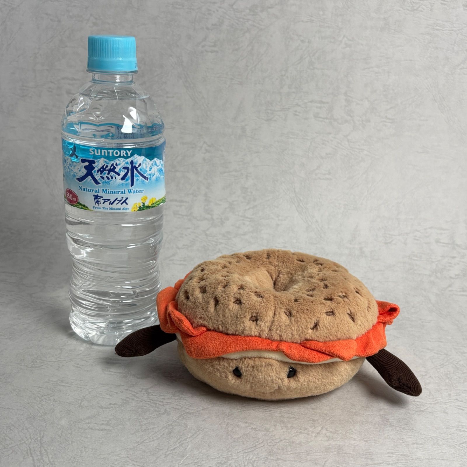 新品 ジェリーキャット Jellycat べーグル パン ベーグルサンド