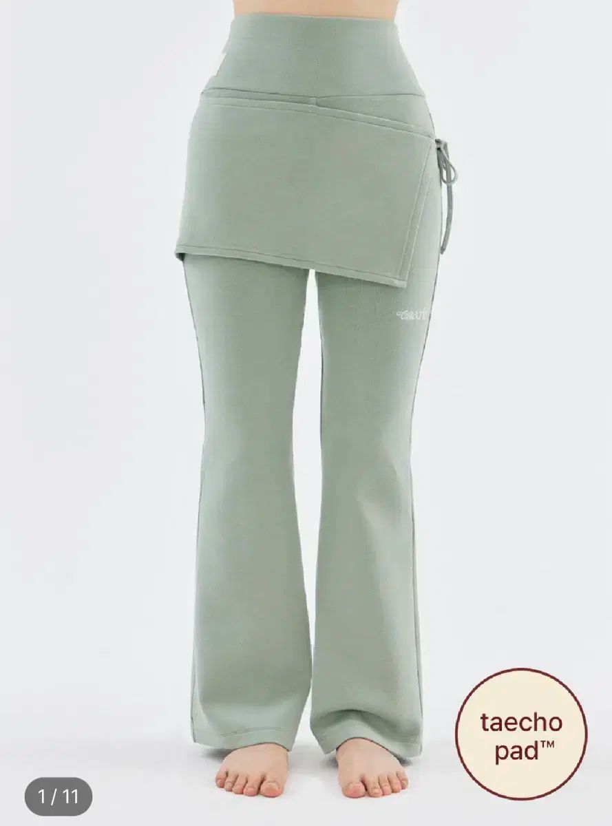 未使用】ヤヌーク YANUK デニム スリムテーパード VINCENTⅡ 33