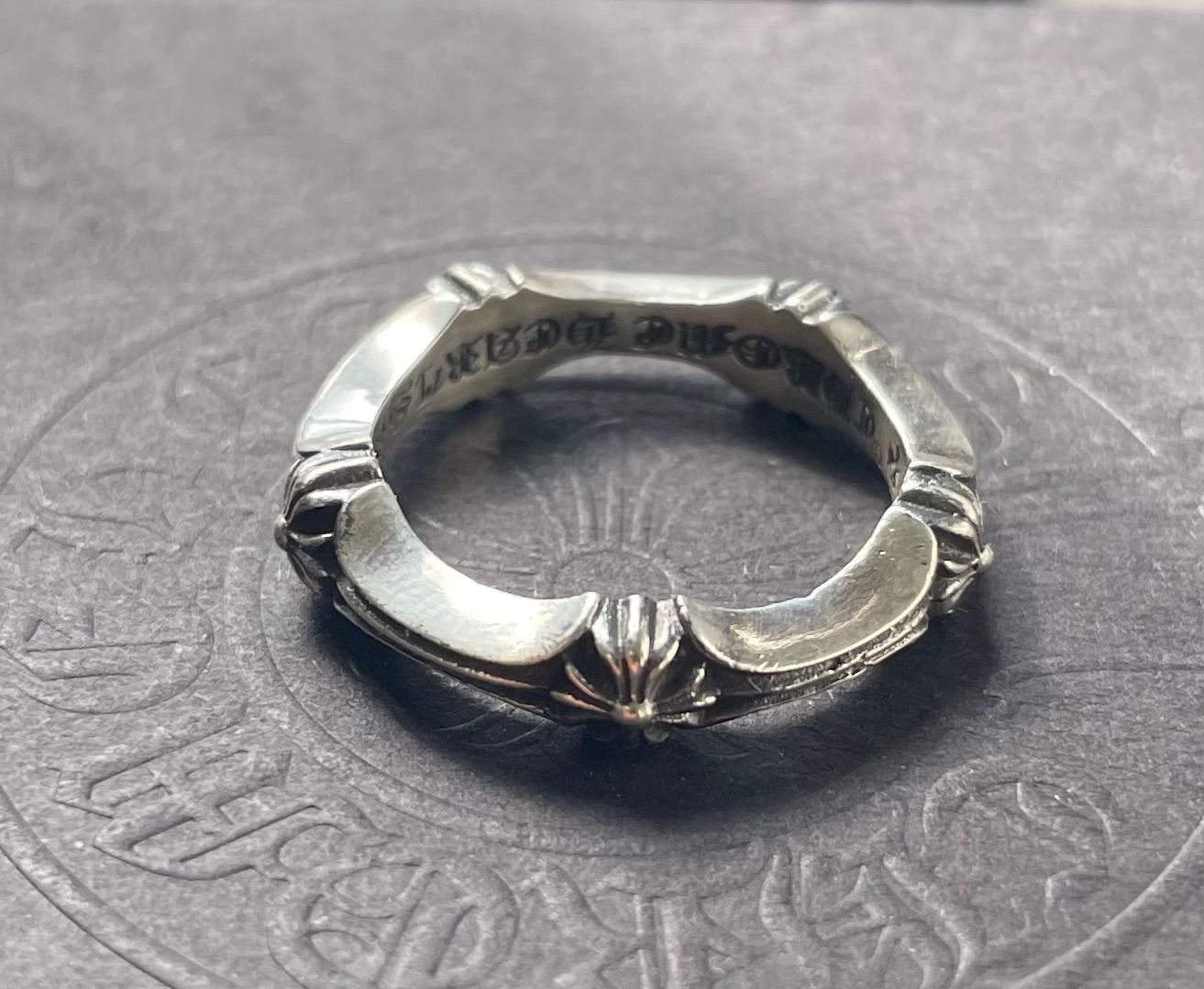 CHROME HEARTS “クロムハーツ” PLUS&BONE RING CHプラス ボーン リング6号