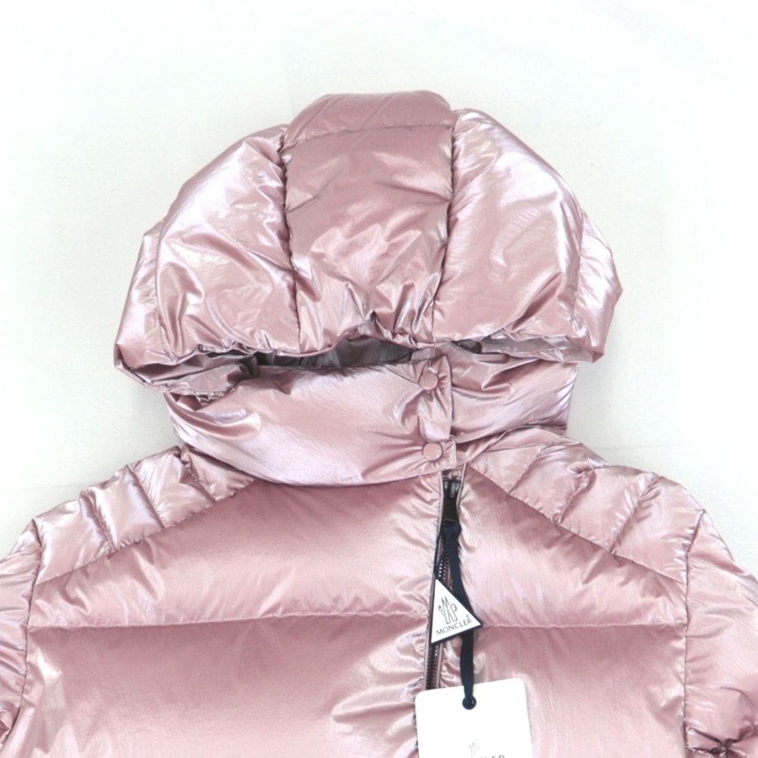 未使用 モンクレール 21AW HERINCE メタリックダウンジャケット キッズ レディース ピンク 14A/164cm MONCLER - メルカリ