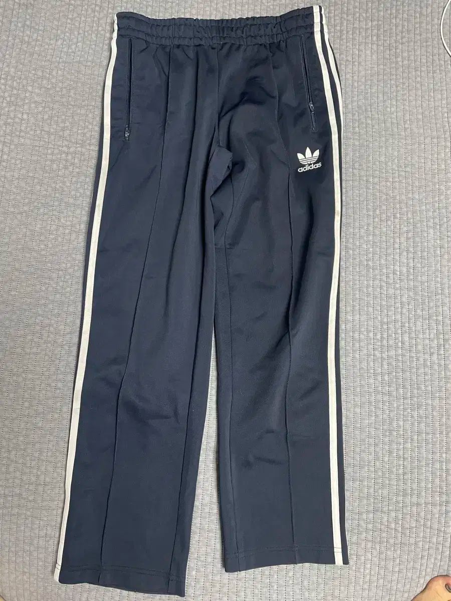 adidas(アディダス) ヨーロッパ トレーニングパンツ 95 出品 状態良好