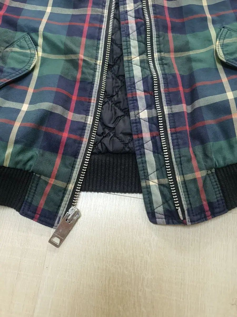 2Y Burberry Kids(バーバリーキッズ) キルト ブルゾン