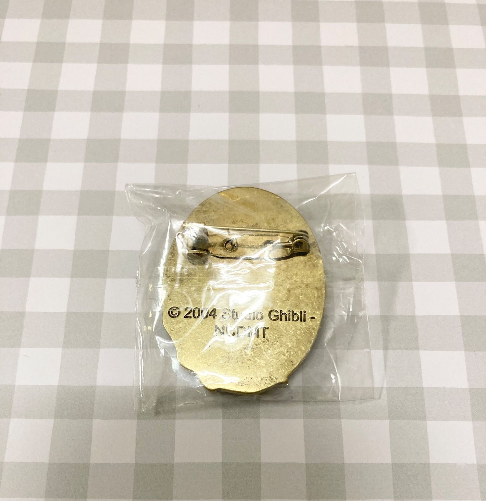 ジブリ カメオブローチ ハウルの動く城 ソフィー どんぐり共和国