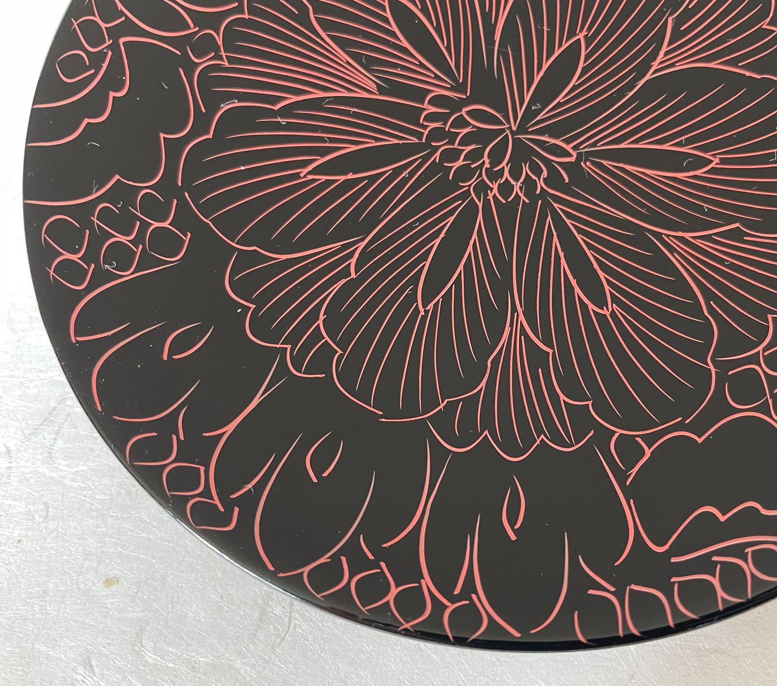 銘々皿 漆塗 朱牡丹彫一文字銘々皿 5寸皿 5枚 15ｃｍ 木製 取皿 銘々皿 漆塗 朱牡丹彫一文字銘々皿 5寸皿 5枚 15cm 木製 取皿 【公式